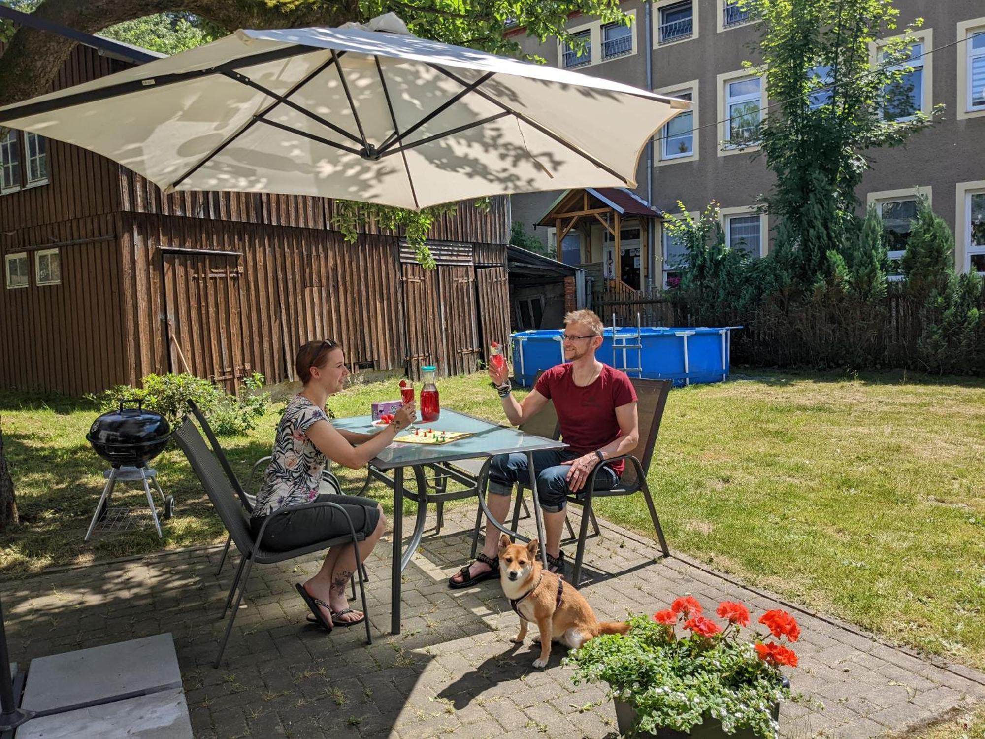 Gemütliche Wohlfühloase mit Pool, Garten &Terrasse - H5 Sebnitz Exterior foto